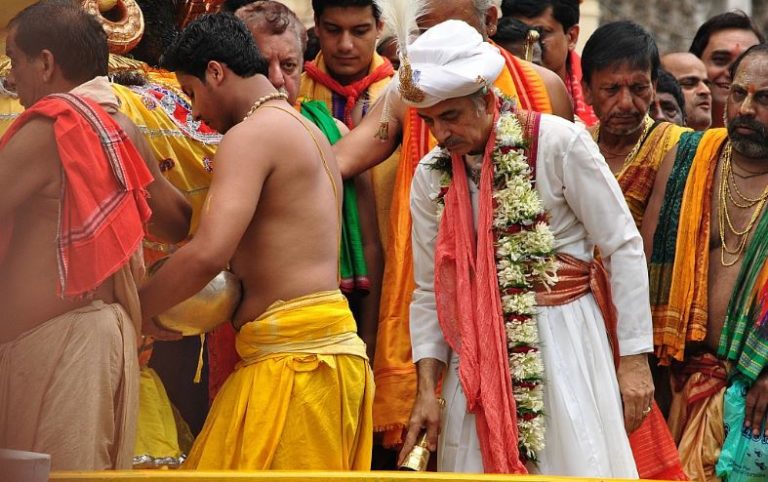 Puri king & kin in Odisha under home quarantine after US trip